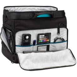 Tenba Cineluxe Shoulder Bag 21 Black 22 Tenba Cineluxe Shoulder Bag 21 Black -Cinegear Shop 1646317363 IMG 696563