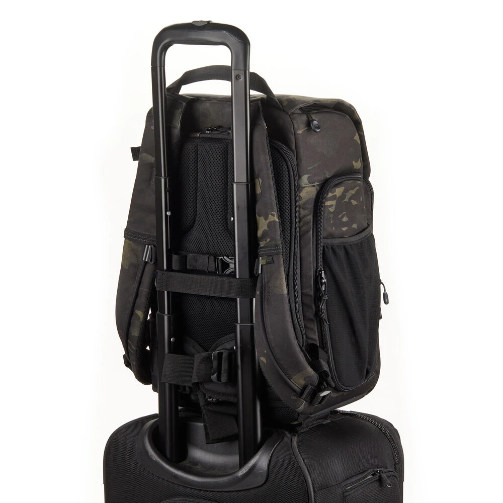Tenba Axis V2 LT 18L Backpack – MultiCam Black 7 Tenba Axis V2 LT 18L Backpack – MultiCam Black - Image 7