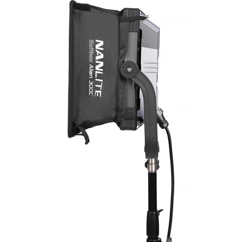 Nanlite Alien 300C LED RGBWW Panel Light 11 Nanlite Alien 300C LED RGBWW Panel Light - Image 11