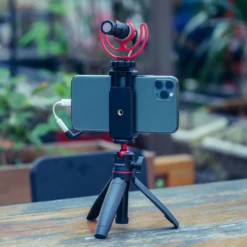 Ulanzi MT-08 Vlog-Tripod Hand Grip + Selfie Stick Black 14 Ulanzi MT-08 Vlog-Tripod Hand Grip + Selfie Stick Black -Cinegear Shop 1 06131c51 1004 4772 8516 9715f302a753