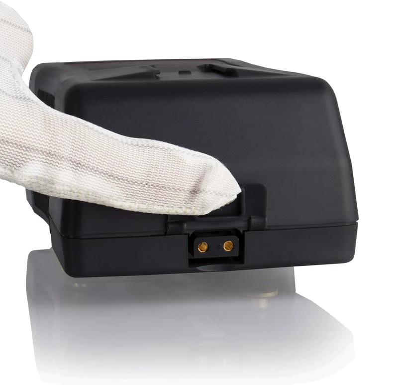 SWIT 240Wh High Load Economic Battery Gold-Mount 4 SWIT 240Wh High Load Economic Battery Gold-Mount - Image 4