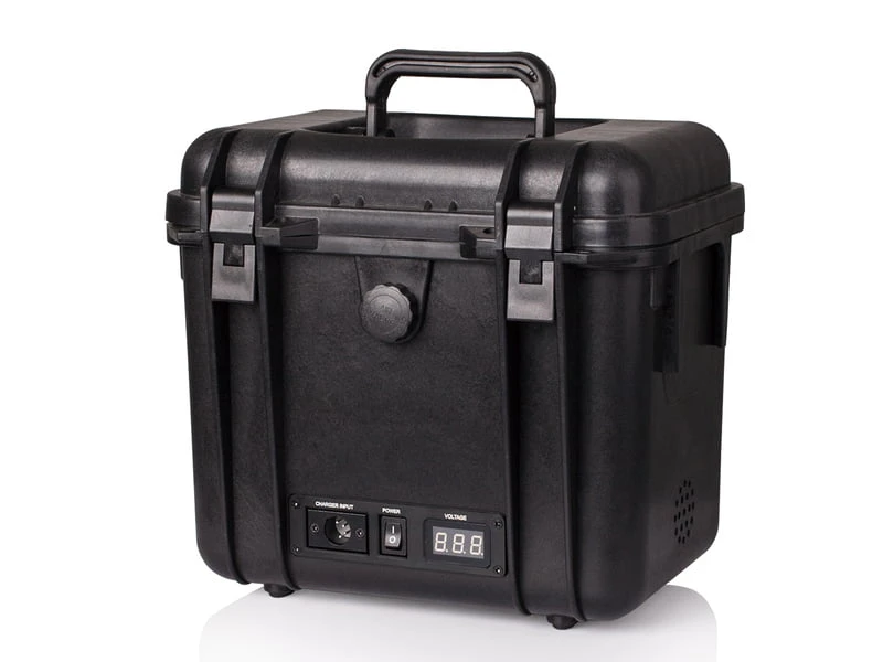 SWIT 4-Battery Power Station Box With 2x12V Output 1 SWIT 4-Battery Power Station Box With 2x12V Output