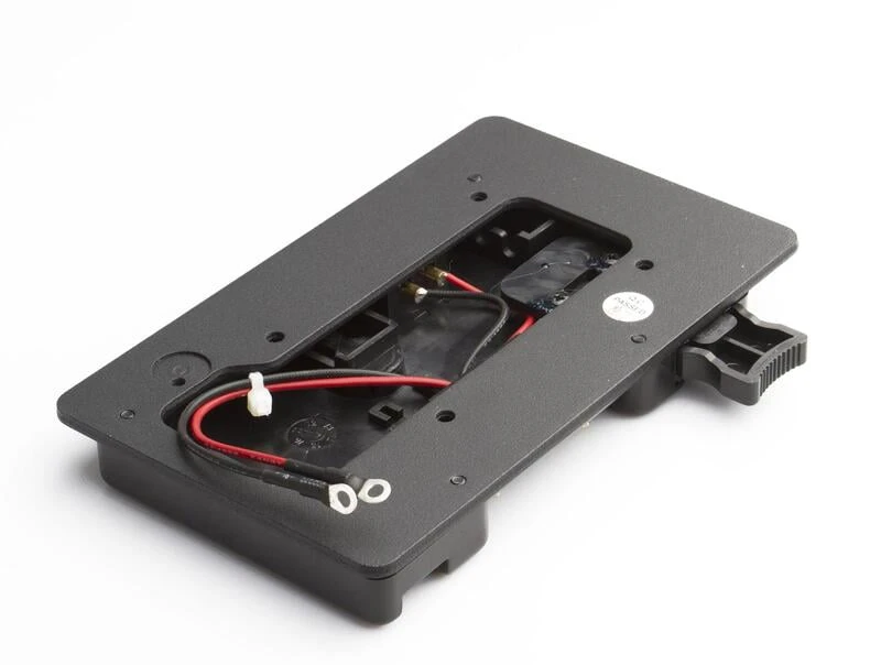 SWIT Gold Mount Plate With D-tap Output Socket 4 SWIT Gold Mount Plate With D-tap Output Socket - Image 4