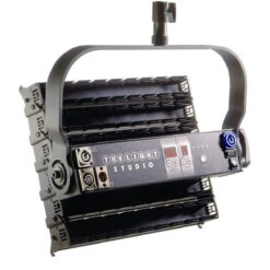 Velvet 6LIGHT-STUDIO 30cm. 150W Articulated LED Panel With On-board AC Control 7 Velvet 6LIGHT-STUDIO 30cm. 150W Articulated LED Panel With On-board AC Control -Cinegear Shop 6LIGHT STUDIO4