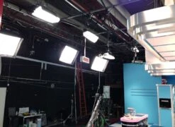 Velvet 4LONG-STUDIO 60cm. 200W Articulated LED Panel With On-board AC Control 7 Velvet 4LONG-STUDIO 60cm. 200W Articulated LED Panel With On-board AC Control -Cinegear Shop Denmark SBS TV cook show31 1920x1920 1