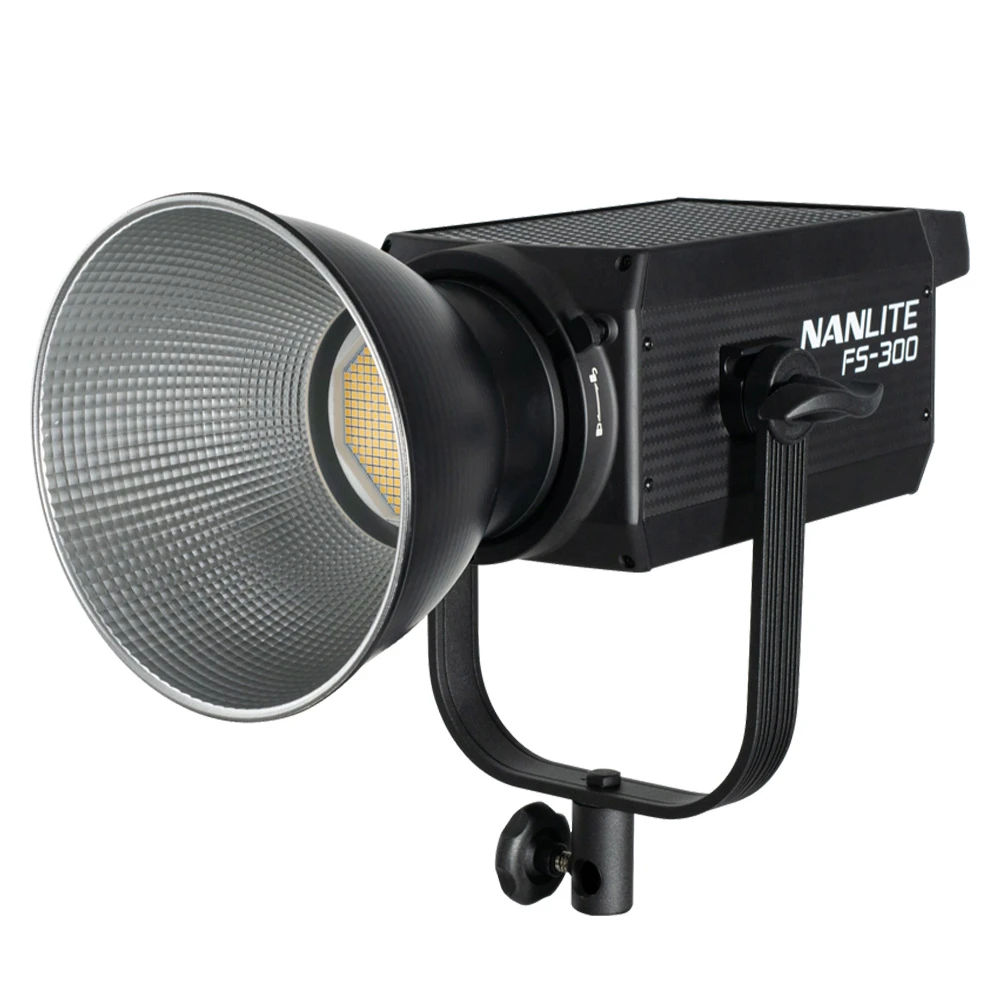 Nanlite FS-300 AC LED Monolight Dual Kit (w/ Light Stand And Softbox) 3 Nanlite FS-300 AC LED Monolight Dual Kit (w/ Light Stand And Softbox) - Image 3