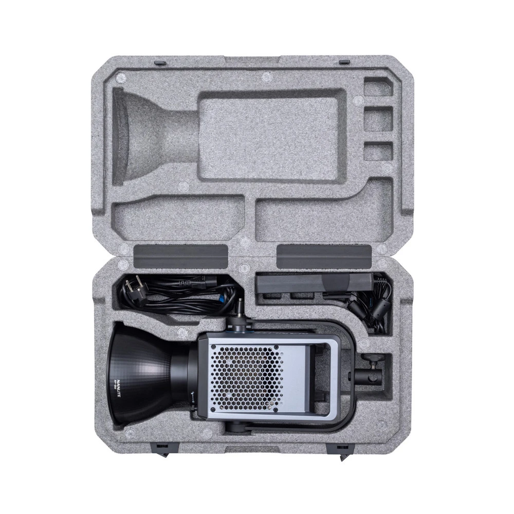 Nanlite FC-300B Bi-Colour LED Spotlight 3 Nanlite FC-300B Bi-Colour LED Spotlight - Image 3