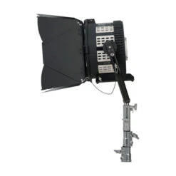 Nanlux FL-35YK Fresnel Lens With Offset Yoke