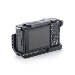 Tilta L-Bracket Mounting Plate For Sony ZV-E10 – Black -Cinegear Shop TA T56 LMP B 2 1440x810 1