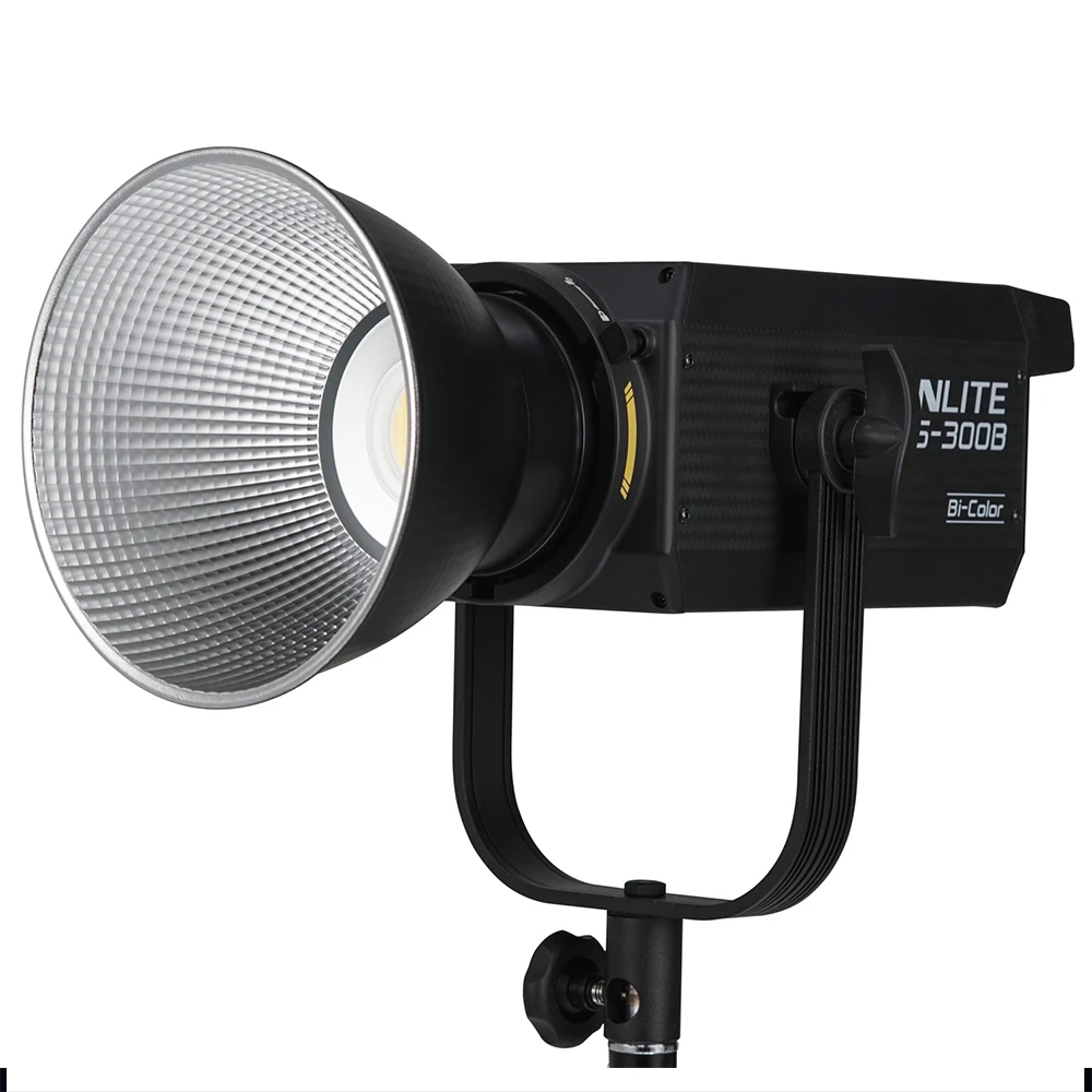 Nanlite FS-300B Bi-color LED Light 2 Nanlite FS-300B Bi-color LED Light - Image 2