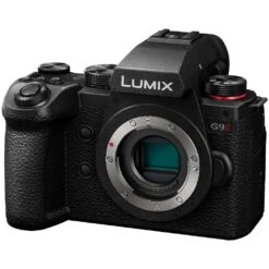 Panasonic LUMIX G9 II + G 12-60mm F/2.8-4.0 -Cinegear Shop panasonic lumix dc g9ii body pre order 6