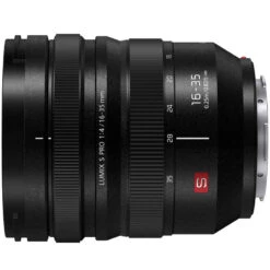 Panasonic LUMIX S Pro 16-35mm F/4.0 L-Mount Black 7 Panasonic LUMIX S Pro 16-35mm F/4.0 L-Mount Black -Cinegear Shop panasonic lumix s pro 16 35mm f 4 0 objecti 3