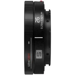 Panasonic Lumix S 26mm F/8.0 Pancake Lens (L-Mount) 8 Panasonic Lumix S 26mm F/8.0 Pancake Lens (L-Mount) -Cinegear Shop panasonic 26mm foto4