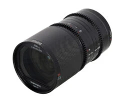 Sirui 75mm T2.9 Blue Flare 1.6X FF Anamorphic RF Mount (Carbon Fiber) 9 Sirui 75mm T2.9 Blue Flare 1.6X FF Anamorphic RF Mount (Carbon Fiber) -Cinegear Shop si saturn 75 product image 5 3 scaled 1