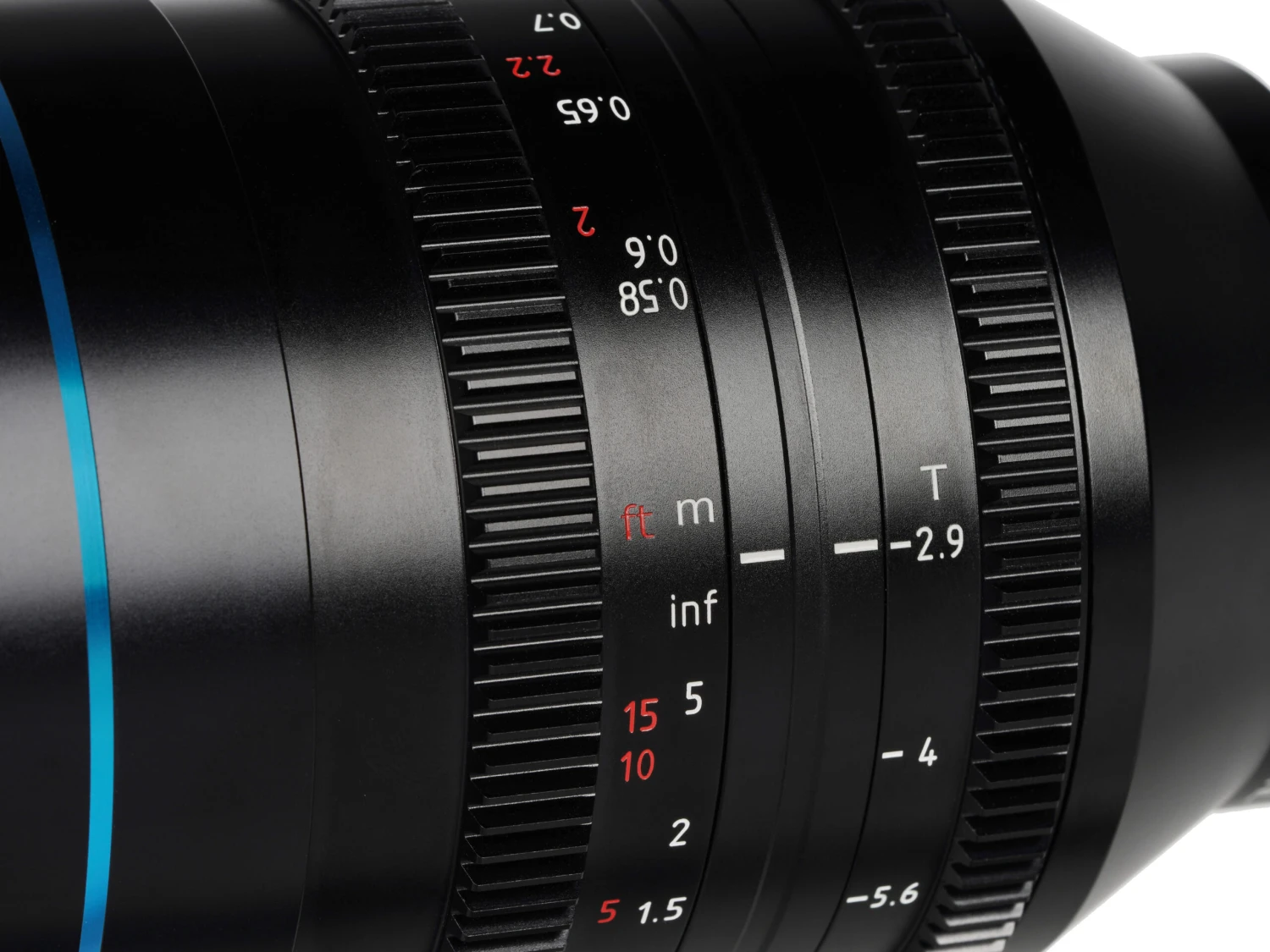 Sirui Venus 150mm T2.9 1.6x Full-Frame Anamorphic Lens 4 Sirui Venus 150mm T2.9 1.6x Full-Frame Anamorphic Lens - Image 4